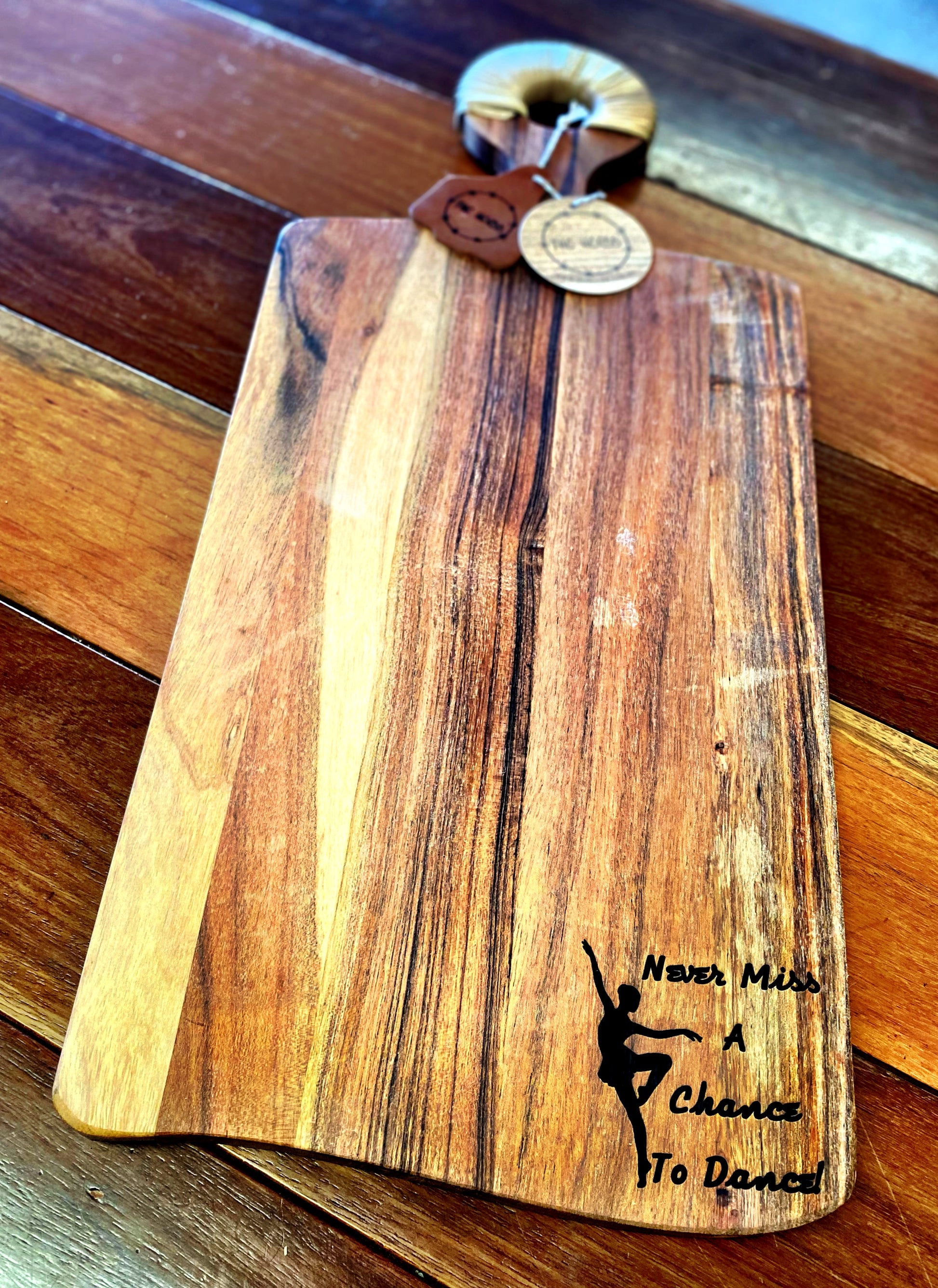 Custom Serving Boards - Rescue My Rugs