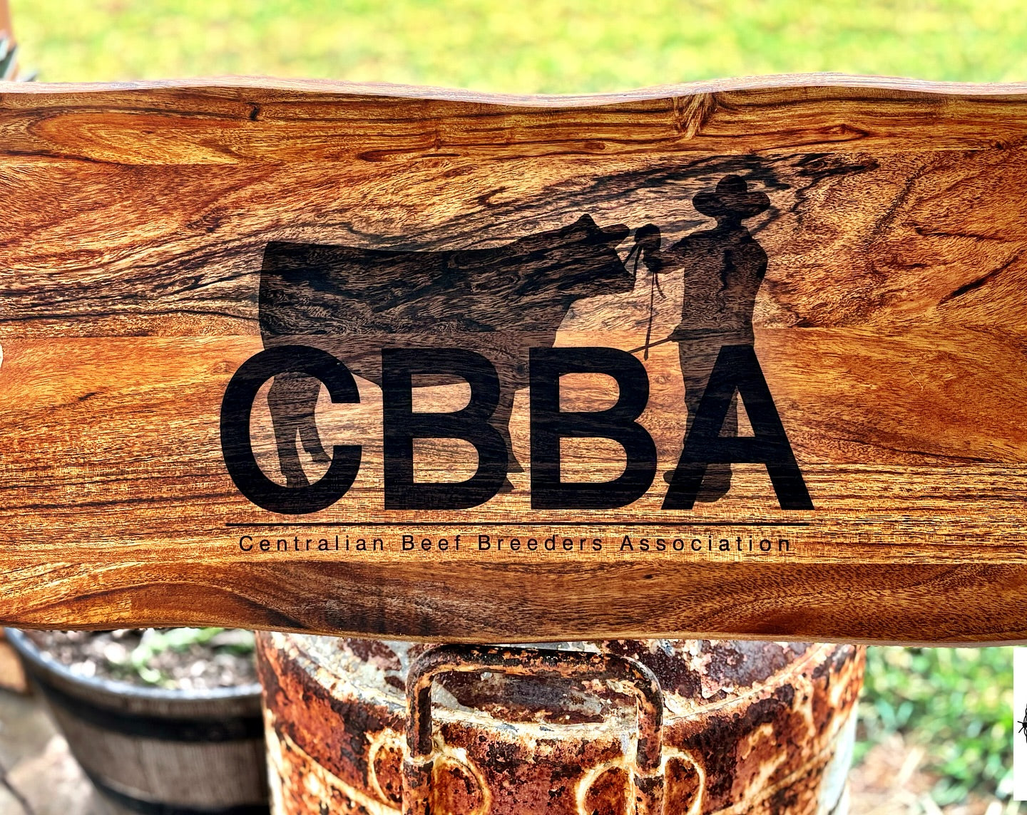 Custom Serving Boards - Rescue My Rugs