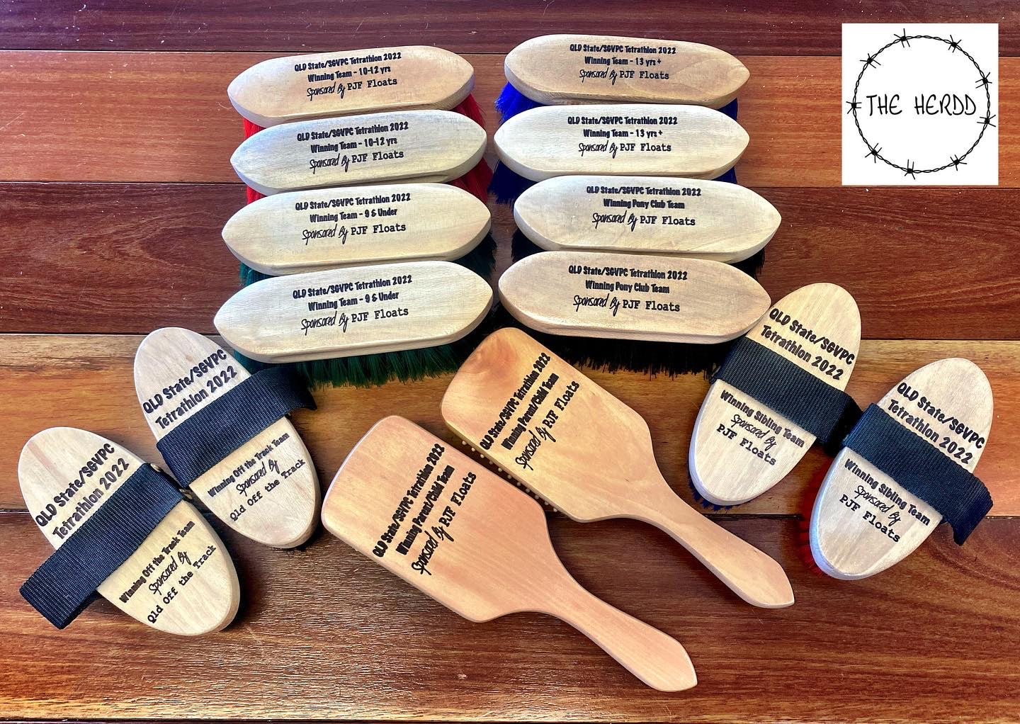Trophy Brush - Wooden Mane & Tail Brush - Rescue My Rugs